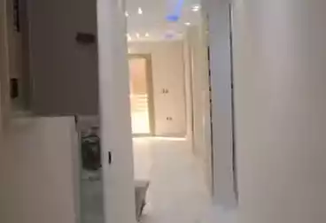 شقق للبيع - 3 غرف - بالدور 10