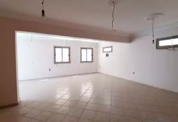 Villas For sale - 5 rooms