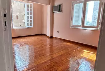 Apartments For sale - 3 rooms - floor 4