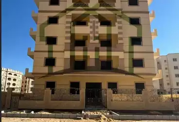 Apartments For sale - 4 rooms - floor 3