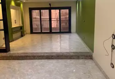 Apartments For rent - 3 rooms - floor 5