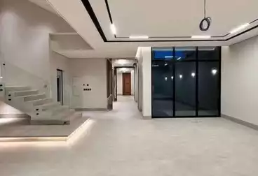ستوديو للبيع - 3 غرف - بالدور 0