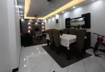 Furnished Apartment For sale - 3 rooms - floor 5