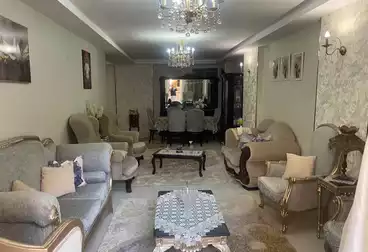 Furnished Apartment For sale - 3 rooms - floor 4
