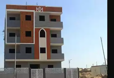 شقق للبيع - 3 غرف - بالدور 1