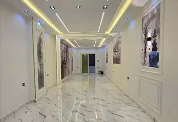 شقق للبيع - 3 غرف - بالدور 1