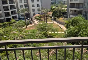 Apartments For rent - 3 rooms - floor 3