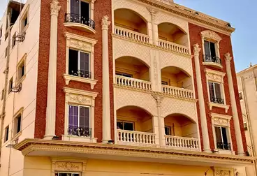 عقارات للبيع - 3 غرف - بالدور 2