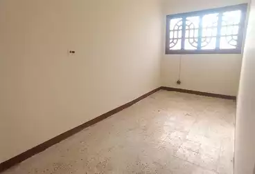Apartments For sale - 4 rooms - floor 3