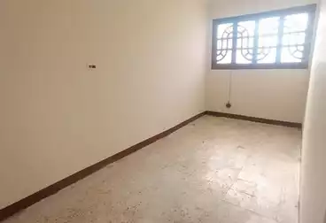 Apartments For sale - 4 rooms - floor 3