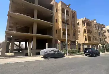 شقق للبيع - 3 غرف - بالدور 1