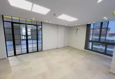 Administrative For rent - 7 rooms - floor 4