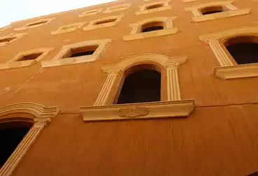 مباني للبيع