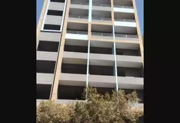 Apartments For sale - 3 rooms - floor 8
