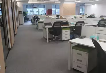 Administrative For rent - 8 rooms - floor 2