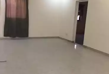 مكاتب للإيجار - 2 غرف - بالدور 1