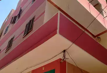 House / Home For sale - 8 rooms