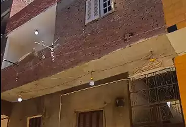 House / Home For sale - 4 rooms