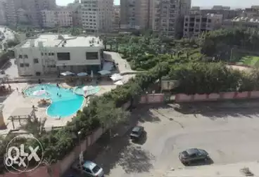 Roof For rent - 3 rooms - floor 5