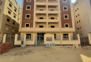 عقارات للبيع - 3 غرف - بالدور 2