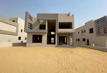 فلل للبيع - 5 غرف
