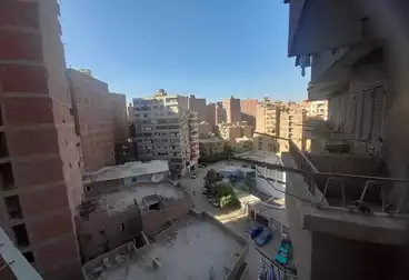 Apartments For sale - 3 rooms - floor 8