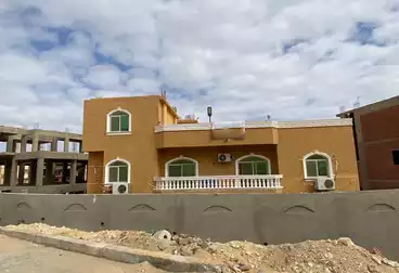 Villas For sale - 9 rooms