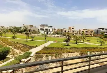 فيلا منفصلة للبيع - 5 غرف