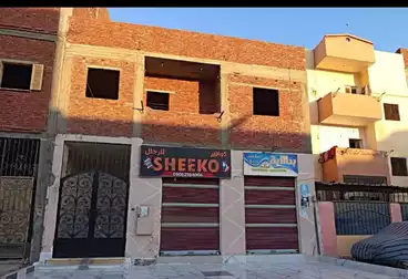 Building For sale - 3 rooms
