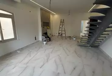 Apartments For sale - 4 rooms - floor 1