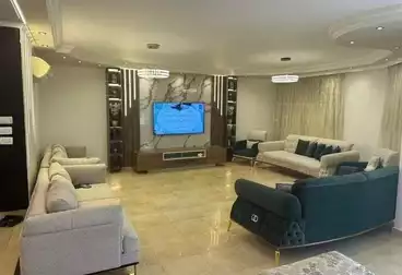 Furnished Apartment For rent - 4 rooms - floor 5