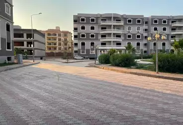 عقارات للبيع - 3 غرف - بالدور 2