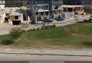 Apartments For sale - 3 rooms - floor 2