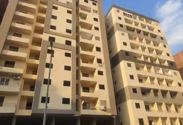 Apartments For sale - 3 rooms - floor 4