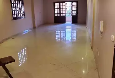 Apartments For sale - 3 rooms - floor 2