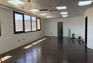 مكاتب للبيع