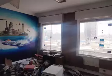 Administrative For rent - 4 rooms - floor 6