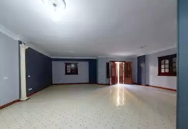 Apartments For sale - 3 rooms - floor 1