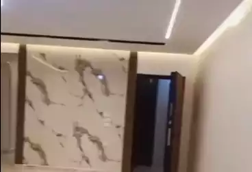 Apartments For sale - 3 rooms - floor 1