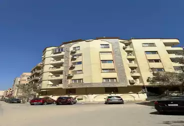 عقارات للبيع - 3 غرف - بالدور 4