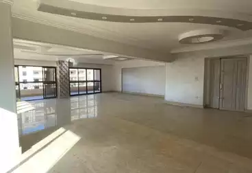 مكاتب للإيجار - 3 غرف - بالدور 3