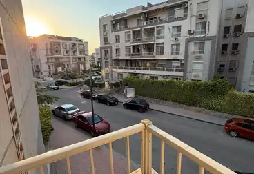 شقق مفروشة للإيجار - 3 غرف - بالدور 1