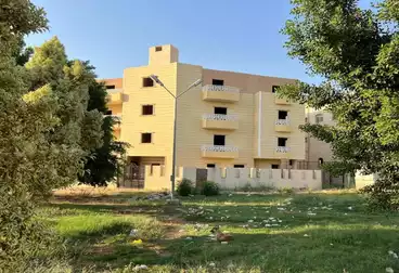 Apartments For sale - 4 rooms - floor 3