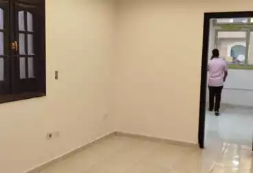 Apartments For sale - 3 rooms - floor 1