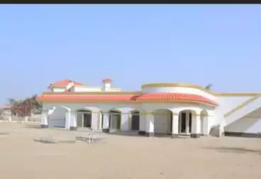 Separate Villa For sale - 8 rooms