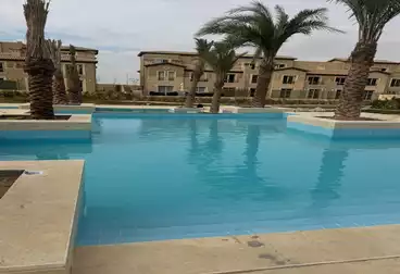 تاون هاوس للبيع - 4 غرف