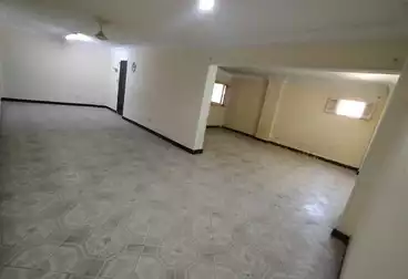 شقق للبيع - 3 غرف - بالدور 4