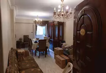 Apartments For sale - 3 rooms - floor 2
