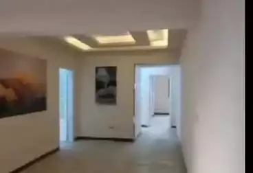 Apartments For sale - 3 rooms - floor 2