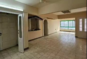 شقق للبيع - 2 غرف - بالدور 4